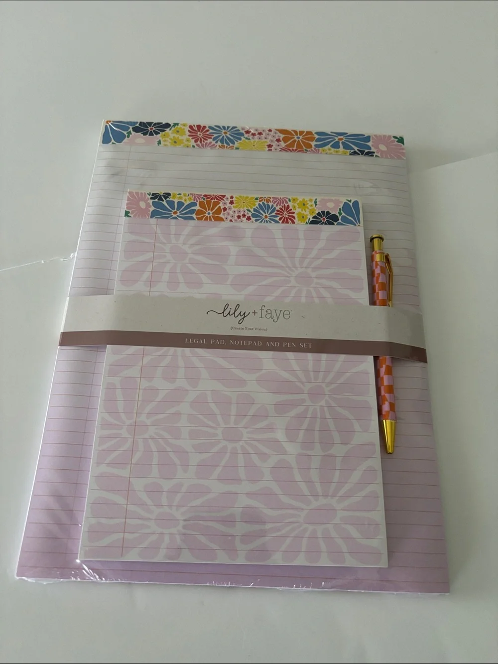Lily + Faye Legal Pad Notepad and Pen Set